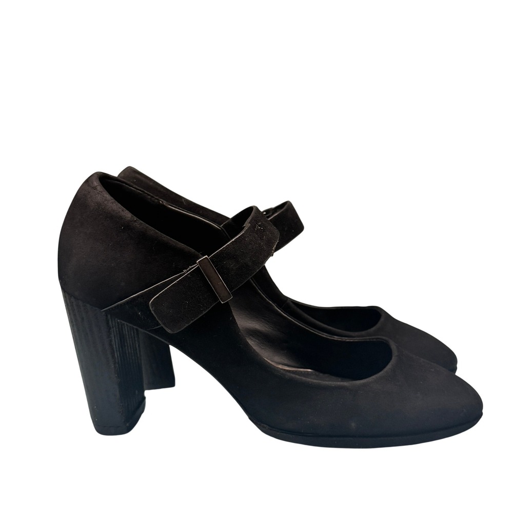 Size 38 - Elie Tahari Essen Mary Jane Pumps